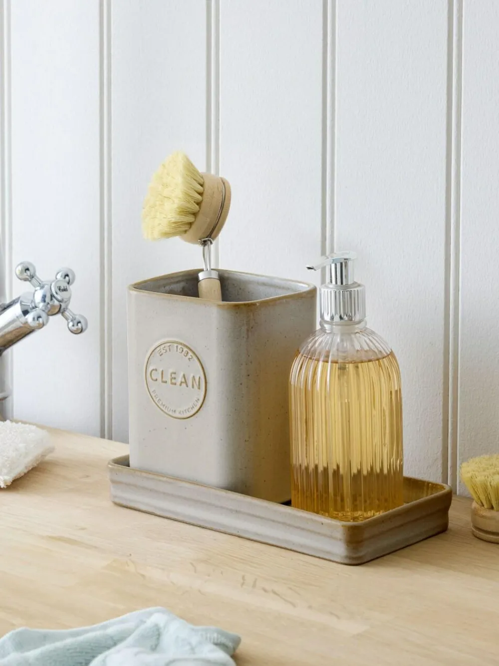 New Next Natural Country Badge Ceramic Sink Caddy