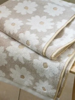 Outlet Next Daisy 100% Cotton Towels Natural Grey
