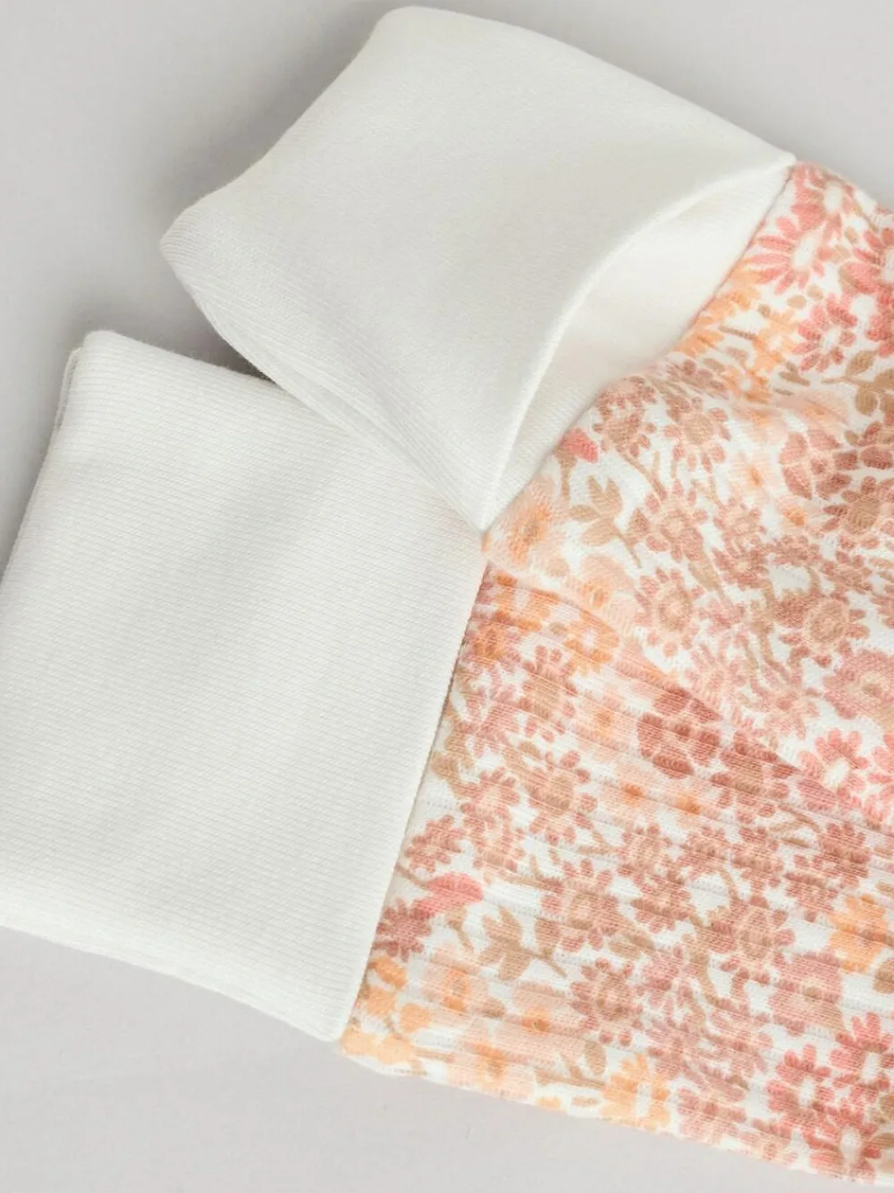 Next Neutral 5 Pack Two Way Zip Baby Sleepsuits (0mths-3yrs)^ Nightwear