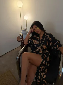 Never Fully Dressed Black/Gold Charm Satin Robe^Women Nightwear|Bathrobes