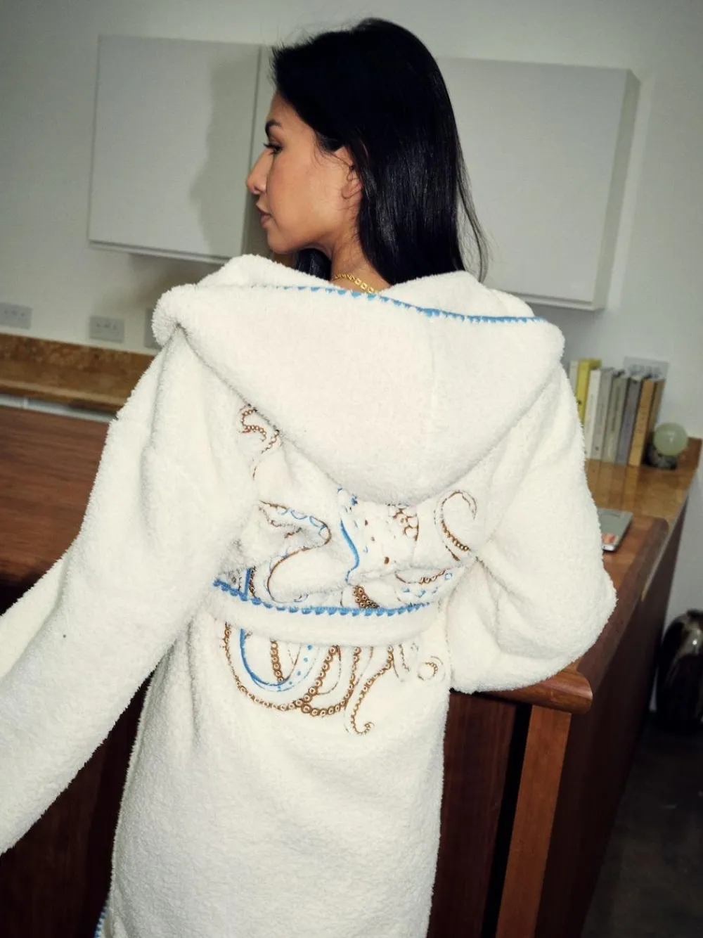 Best Never Fully Dressed Cream Octopus Borg Fleece Robe