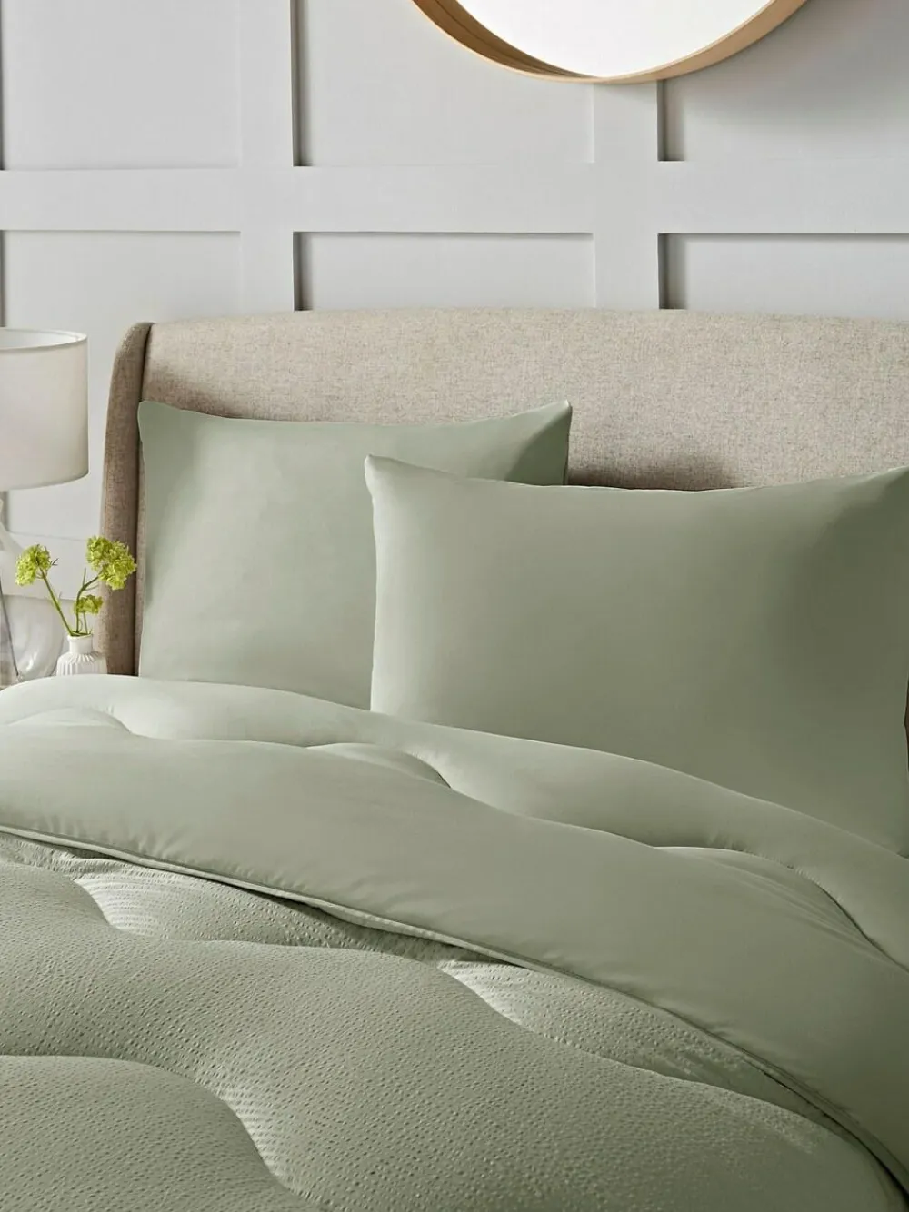 Best Night Lark Green Seersucker Coverless Duvet Set