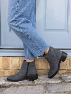 Best Novo Black Chrome Wide Fit Darlina Flat Chelsea Ankle Boots