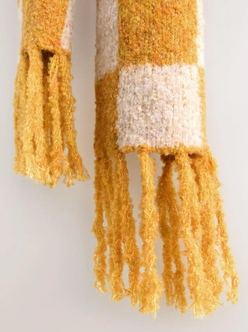 Next Ochre Yellow Checkerboard Boucle Knitted Heavweight Scarf^Women Hats, Gloves & Scarves|Hats, Gloves & Scarves