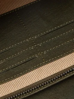 Osprey London Green The Compass Leather Travel Wallet