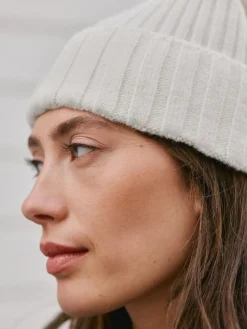 Next N. Premium 100% Cashmere Knitted Pom Hat^Women Hats|Hats, Gloves & Scarves