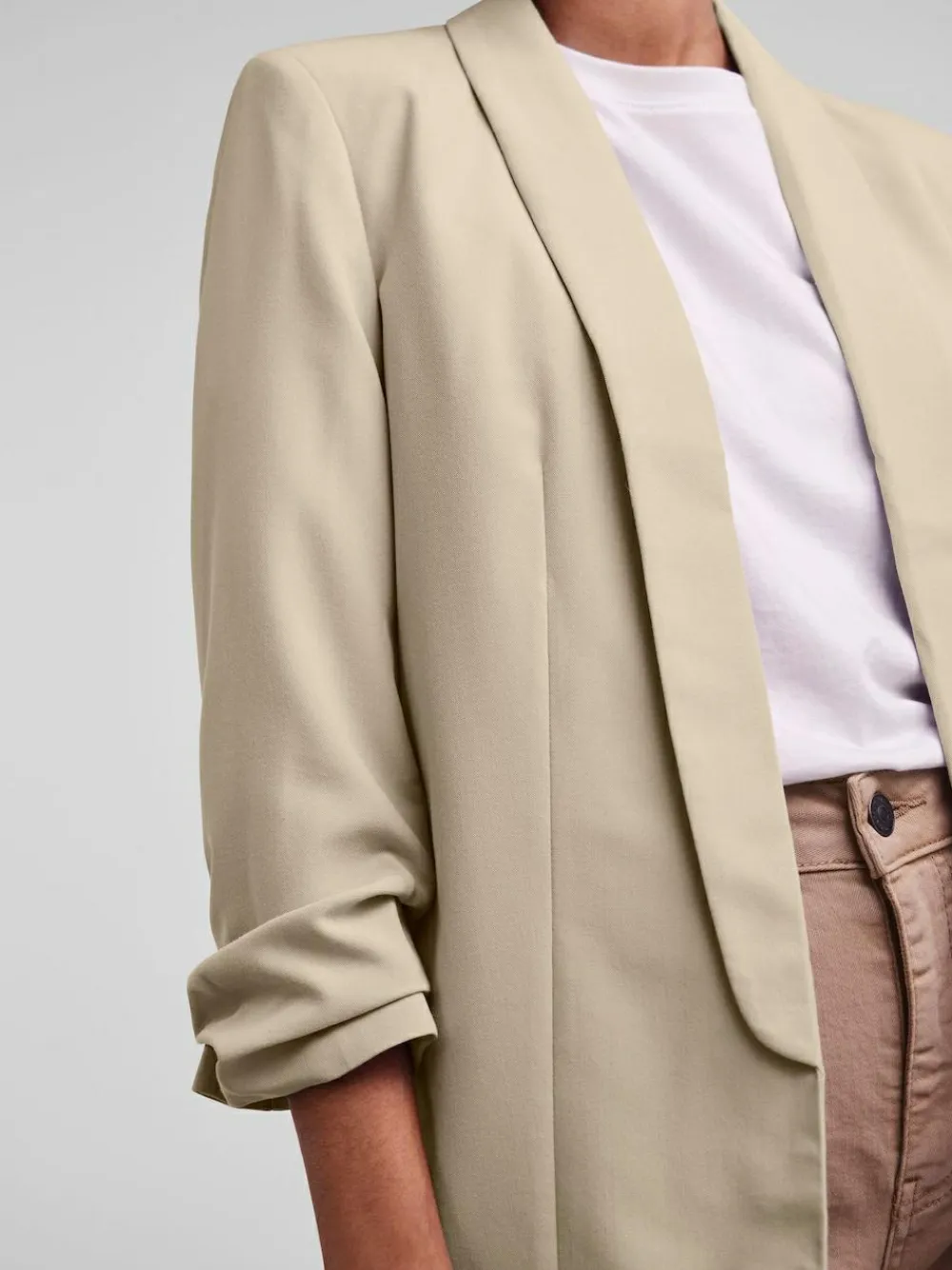 Clearance PIECES 3/4 Ruched Sleeve Blazer Cream