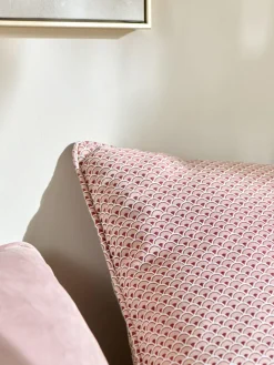 New Next 50 x 50cm Jacquard Fan Geo Cushion Pink