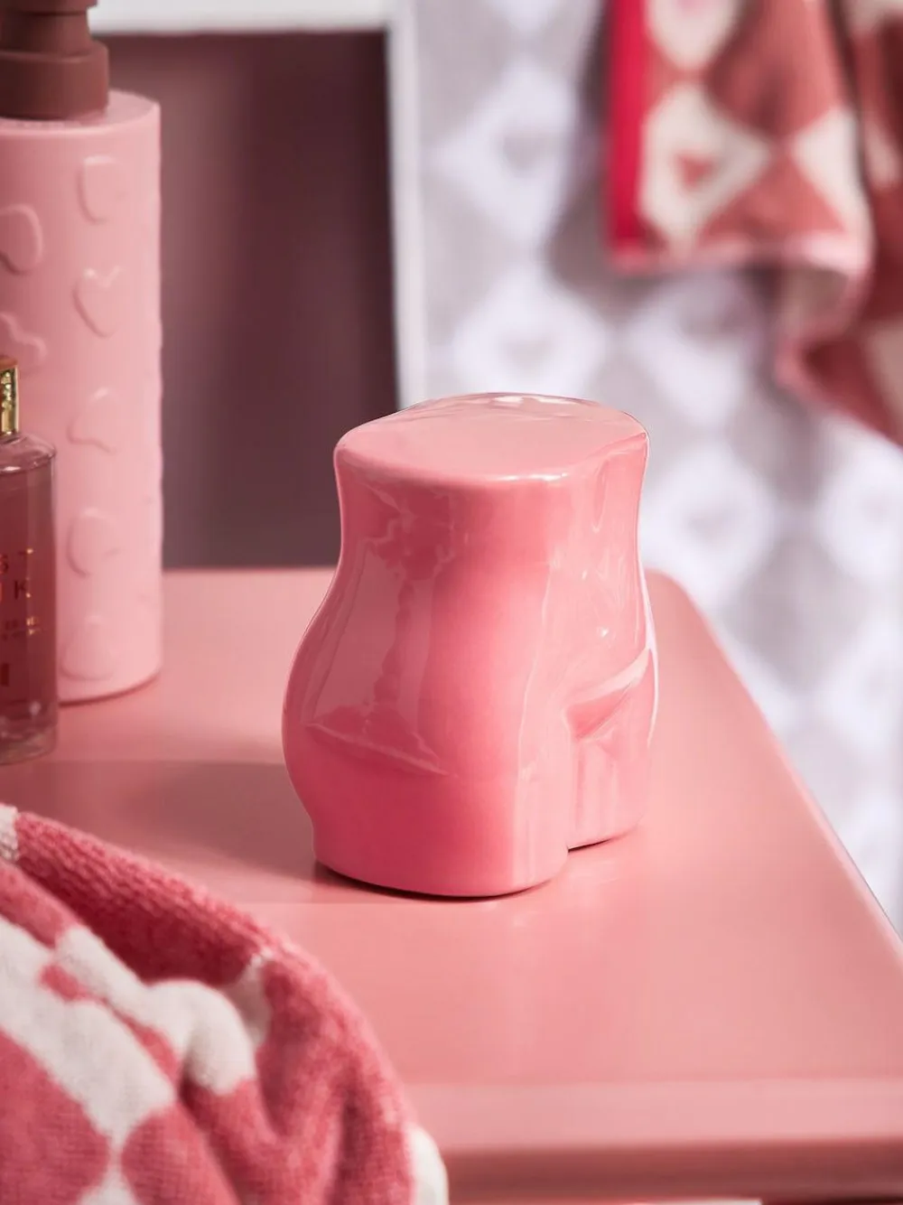 Online Next Pink Bum Shaped Bathroom Ornament
