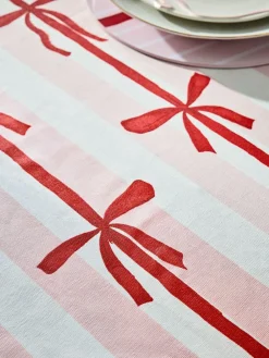 Outlet Next Pink Christmas Bow Wipe Clean Tablecloth