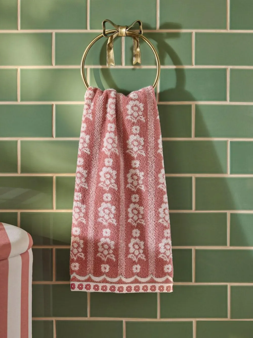 Outlet Next Floral Towel Pink