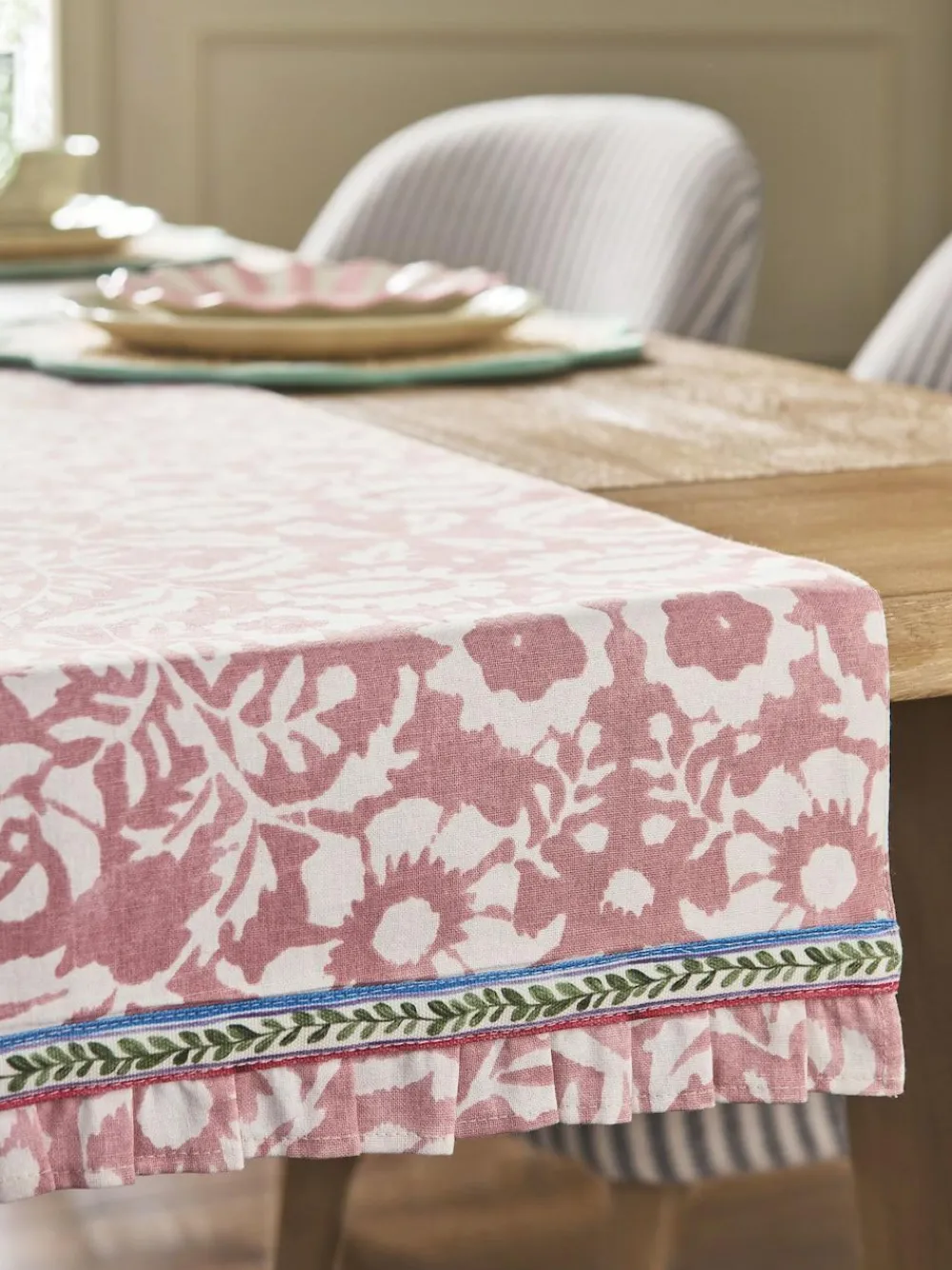 Outlet Next Pink Floral Woodblock Kitchen Table Runner
