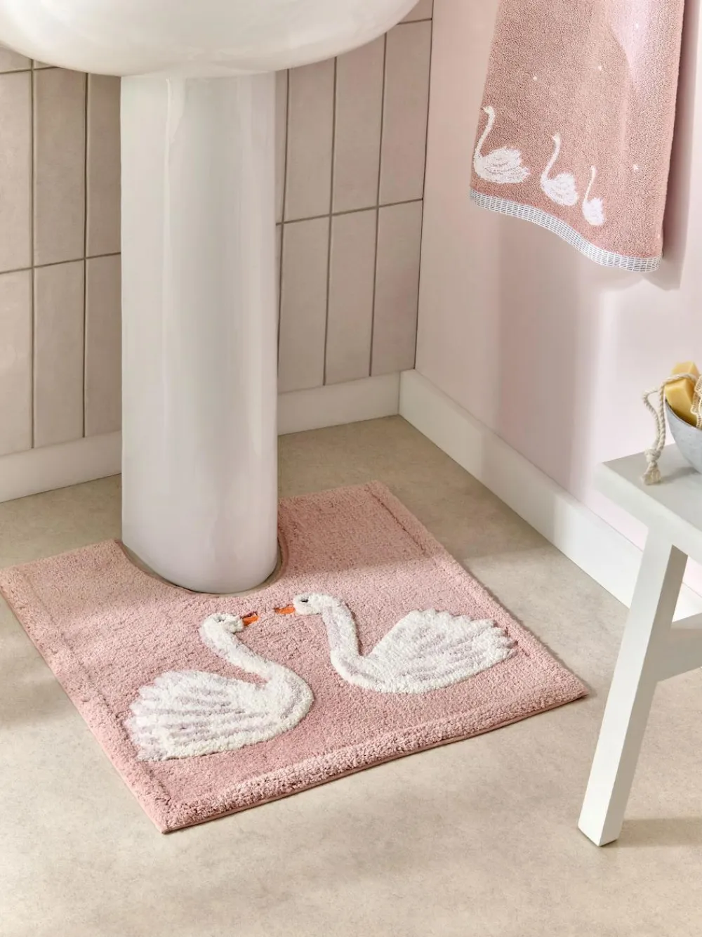 Outlet Next Pink Swan Print 100% Cotton Pedestal Mat