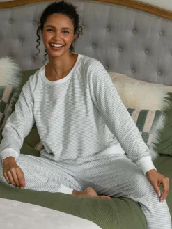 Hot Pour Moi Cosy Fleece Sweatshirt and Jogger Pyjamas Set Grey