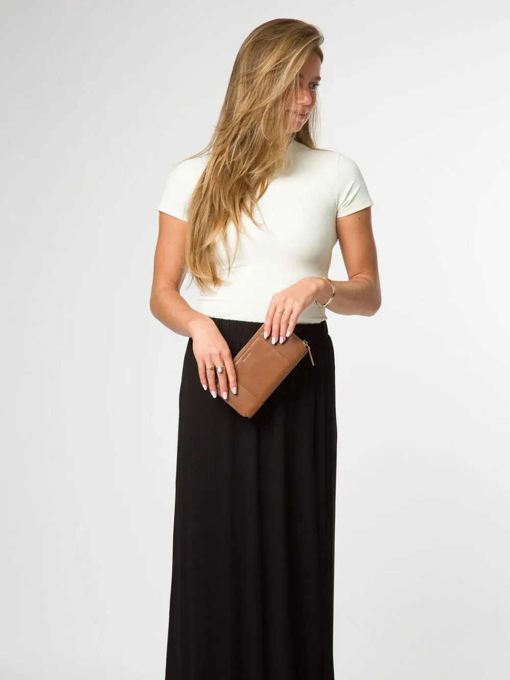 Online Pure Luxuries London April Leather Purse Brown