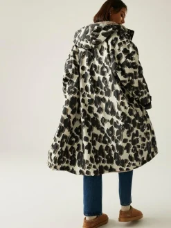 Clearance Regatta Natural Adult Waterproof Changing Robe