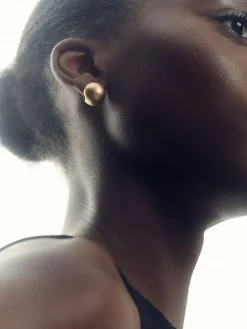 Reiss Pollie Polished Ball Huggie Earrings^Women Jewellery