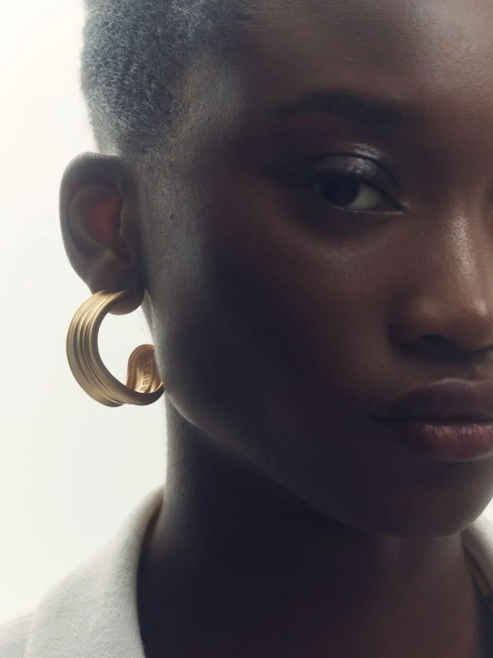 Reiss Gold Tone Flavia Fluid Hoop Earrings^Women Jewellery