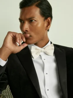 Clearance Reiss Ivory Boyle Grosgrain Silk Bow Tie Light Ivory