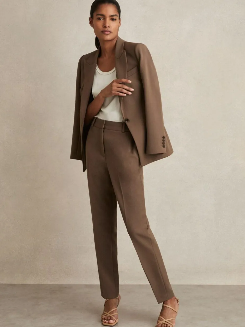 Sale Reiss Gabi Petite Tailored Single Breasted Suit Blazer Mink Neutral