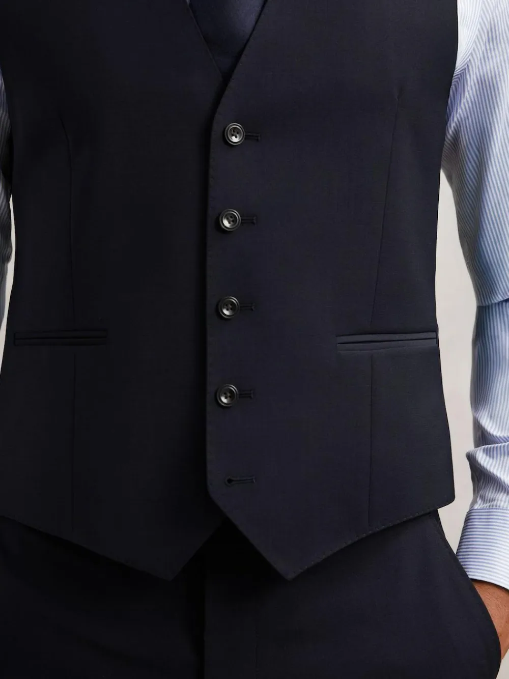 Reiss Promise Wool-Blend Tailored-Fit Waistcoat^ Vests