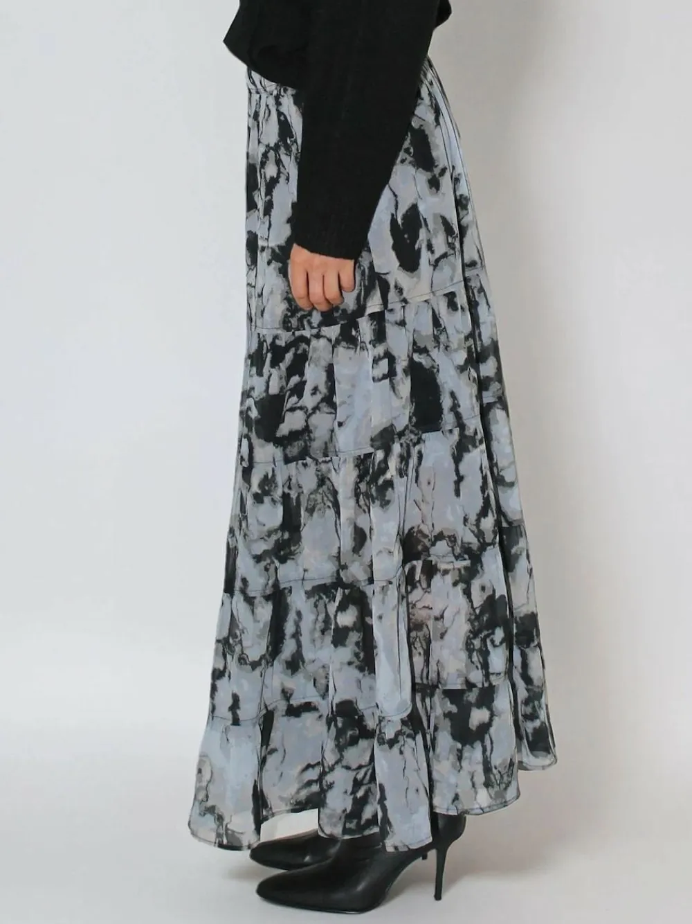 Hot Religion Black Citrine Tiered Maxi Skirt In Dark Abstract Print