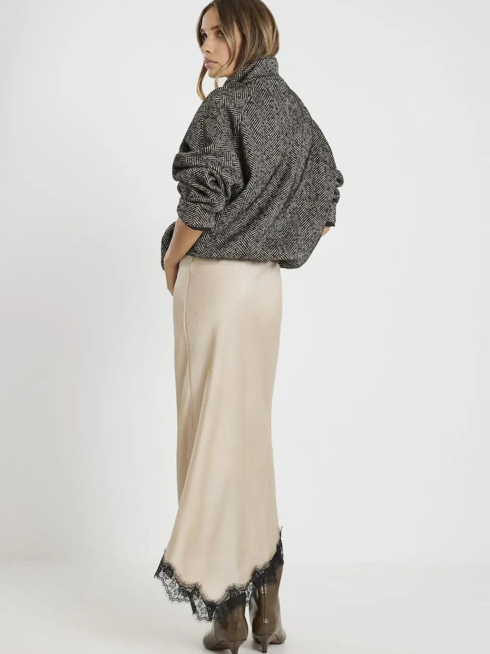 Clearance River Island Brown Satin Skirt With Lace