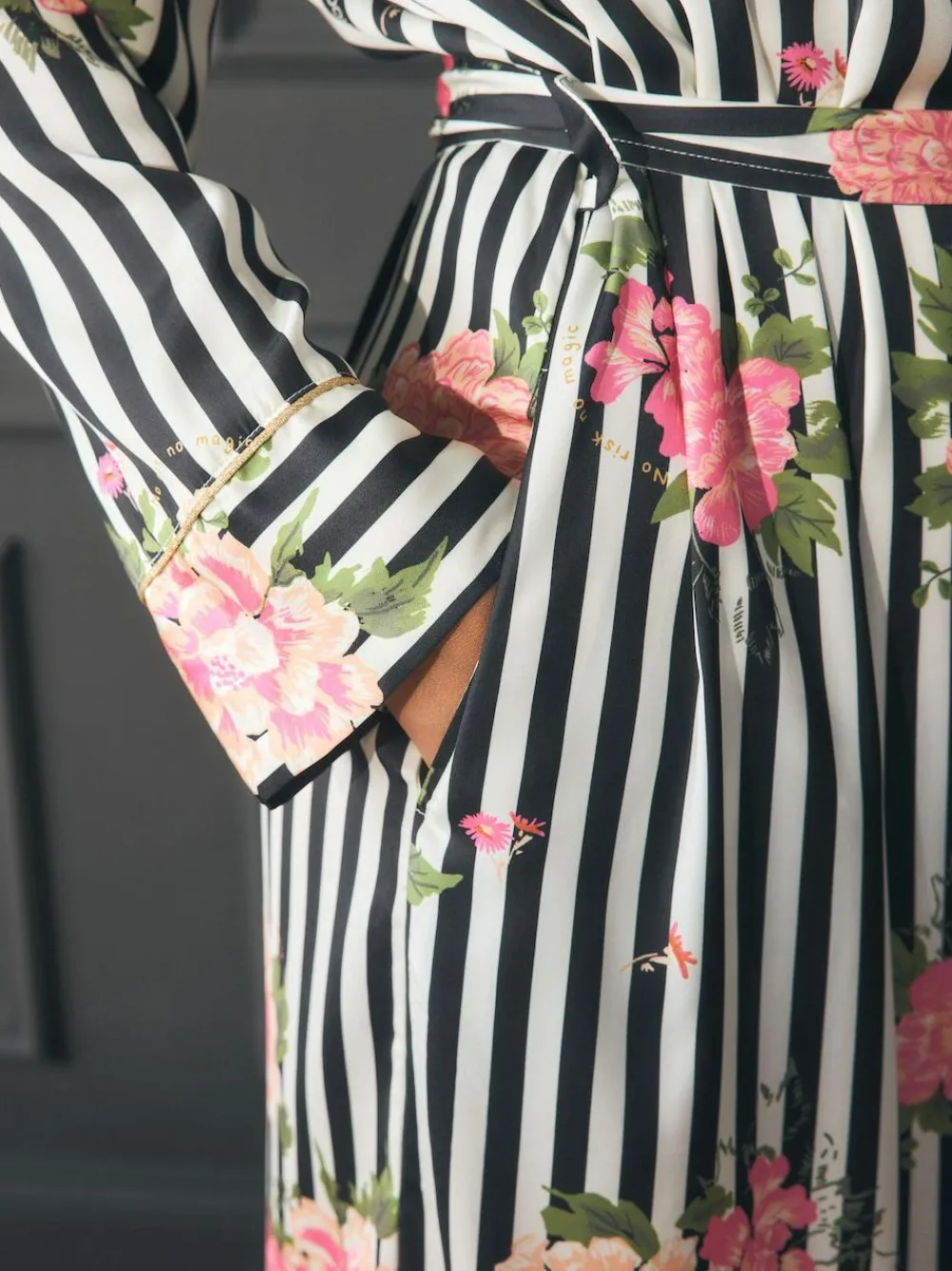 Rockett St George Black/White Flower Power Stripe Satin Robe^Women Bathrobes