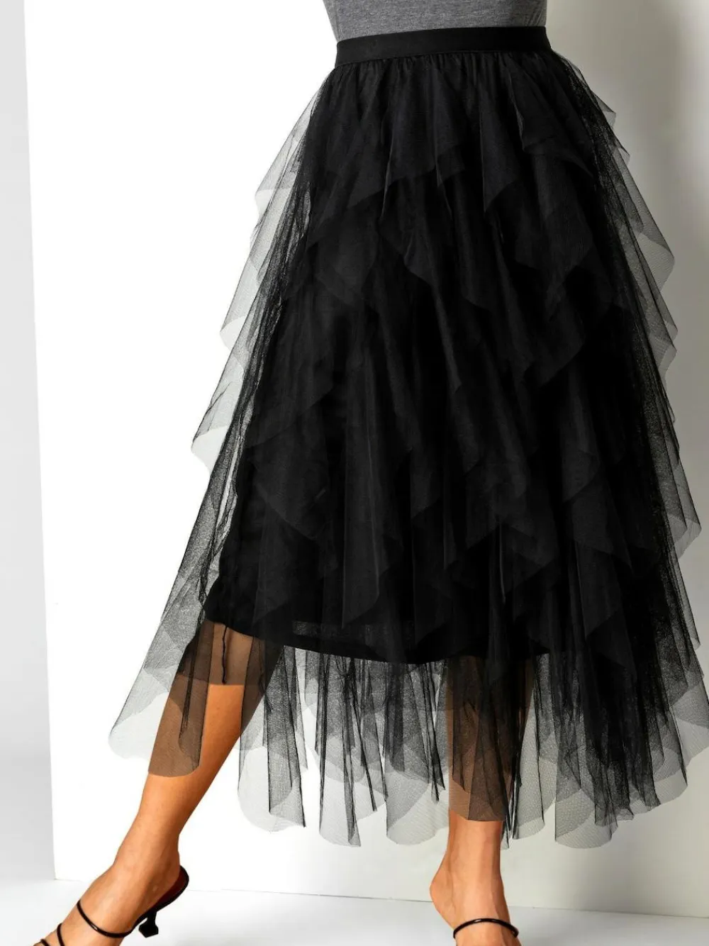 Roman Black Elasticated Mesh Layered Skirt^Women Skirts