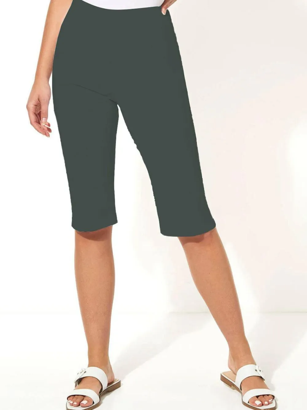 New Roman Dark Green Knee Length Stretch Shorts
