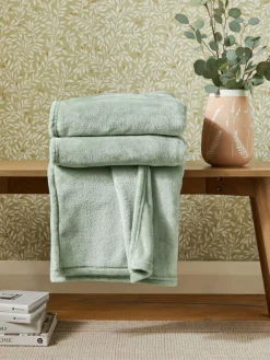 New Next Sage Green Plush Fleece Throw