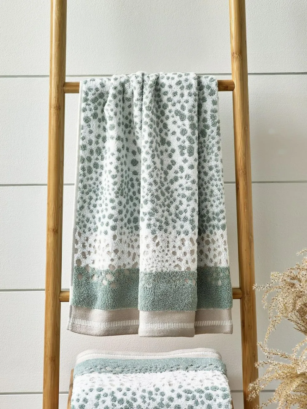 Best Next Set of 2 Hand Towels 100% Cotton Sage Green