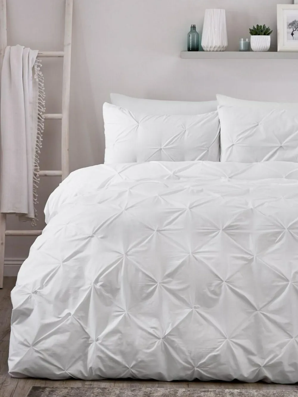 Serene White Lara Duvet Cover And Pillowcase Set^ Branded Bedlinen