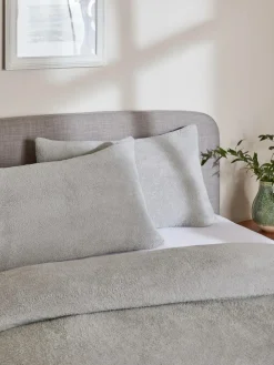 Outlet Next Set of 2 Silver Grey Teddy Fleece Pillowcases