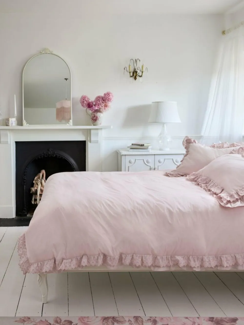 New Shabby Chic by Rachel Ashwell® Broderie Anglaise Ruffle Duvet Cover and Pillowcase Set Pink