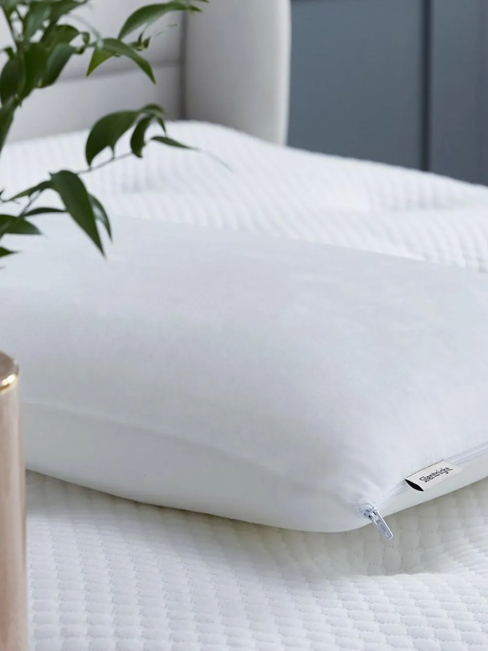 Silentnight Impress Luxury Memory Foam Pillow - Firm^ Duvets & Pillows