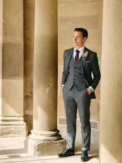 Skopes Fox Textured Suit Waistcoat^ Vests