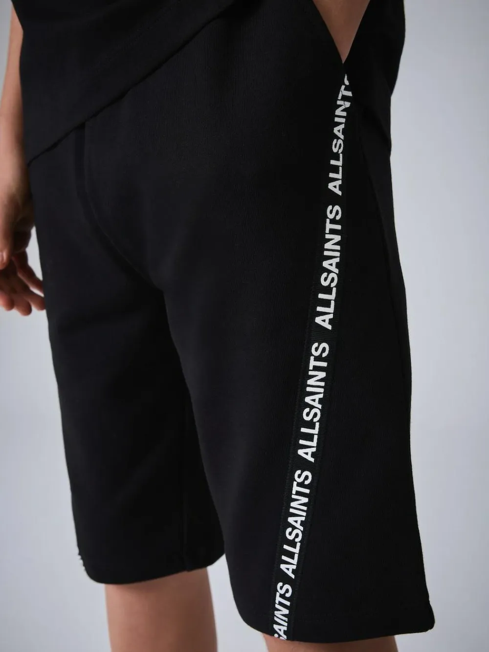 Outlet smALLSAINTS Black Logo Tape T-Shirt and Sweat Shorts Set