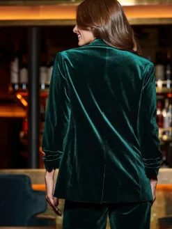 Sosandar Green Luxe Velvet Blazer^Women Blazers|Suits & Tailoring