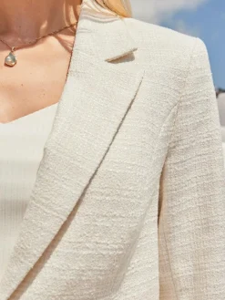 Sosandar Natural Boucle Blazer With Pearlescent Button^Women Blazers