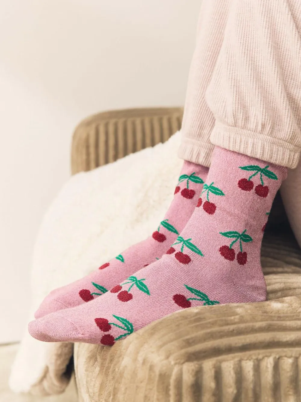 Best Next 1 Pack Ankle Socks in a Gift Box Sparkle Cherries