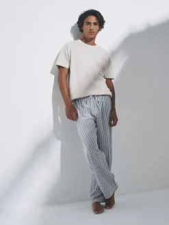 Hot The Set 3 Pack Jersey T-Shirt and Flannel Pyjamas Cream/Grey/Blue