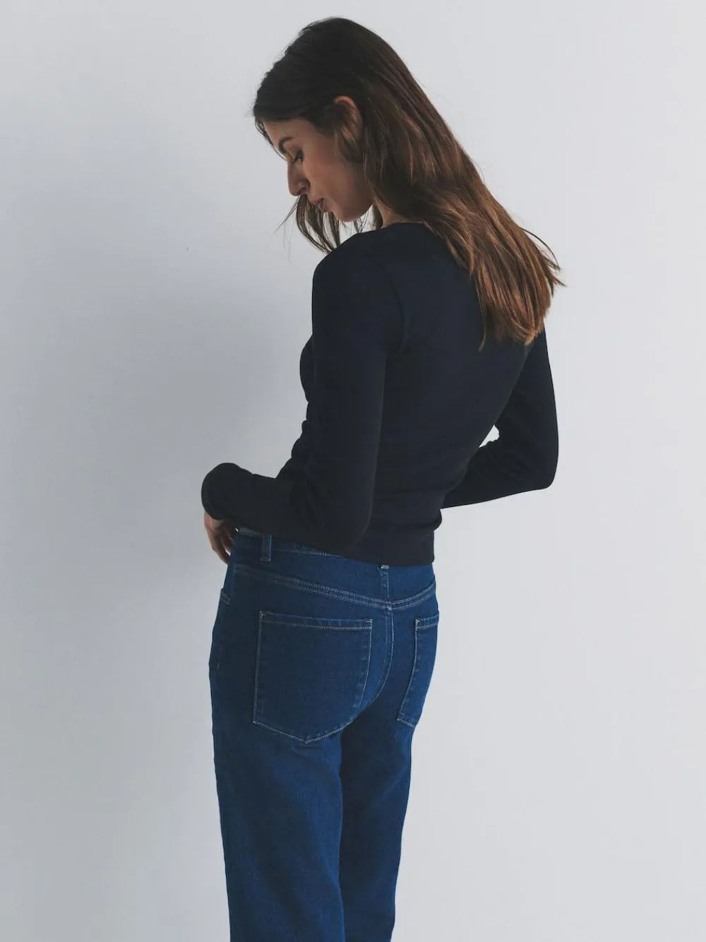 The Set 4 Pack Long Sleeve V-Neck Ribbed Lace Trim T-Shirt Black/Chocolate Brown/Taupe Brown/Cream