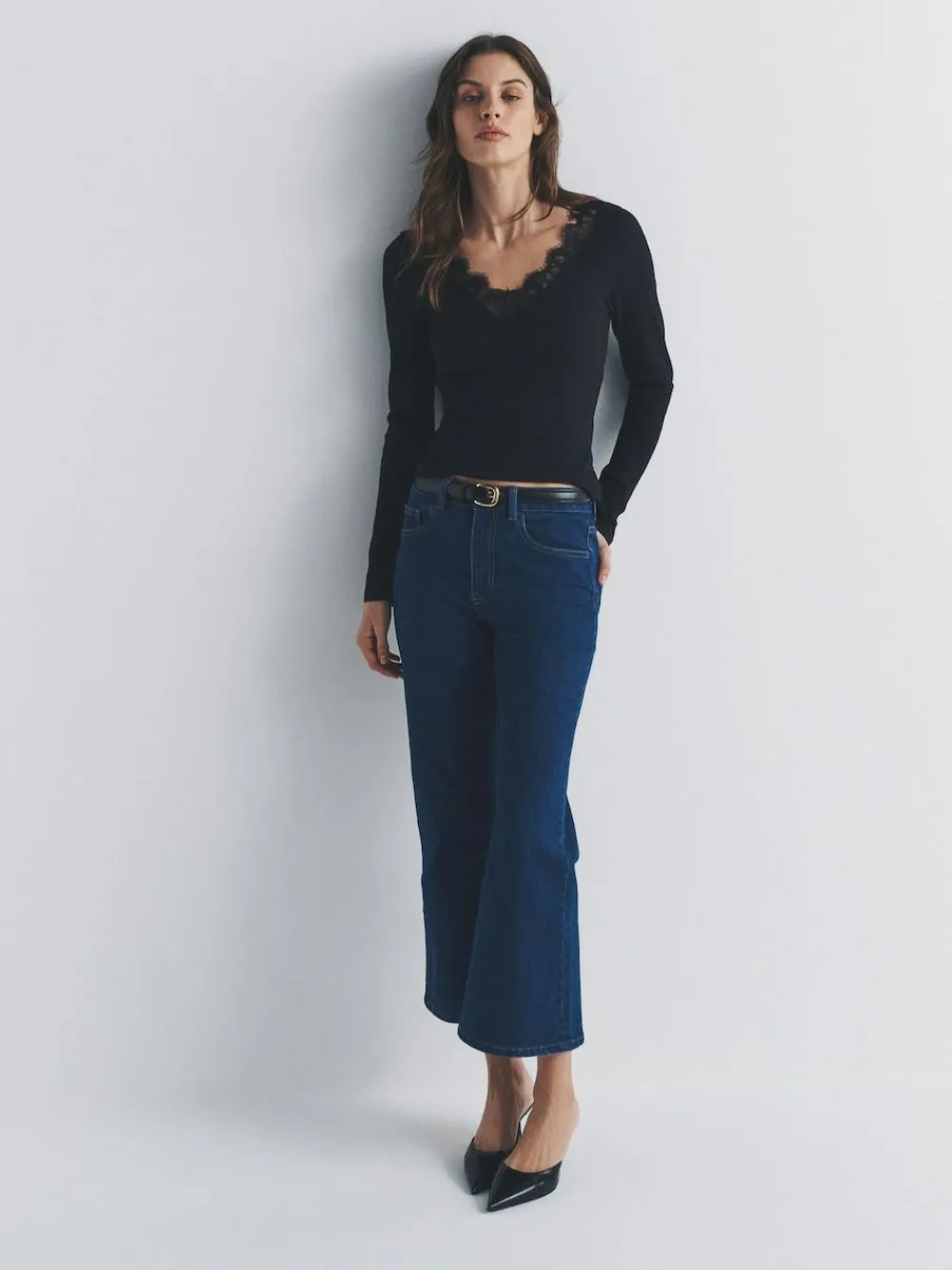 The Set 4 Pack Long Sleeve V-Neck Ribbed Lace Trim T-Shirt Black/Chocolate Brown/Taupe Brown/Cream