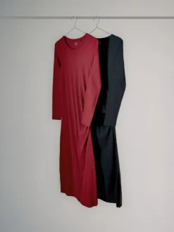 The Set 2 Pack Long Sleeve Ribbed Ruched Maxi Dresses Black/Red^Women Maxi Dresses