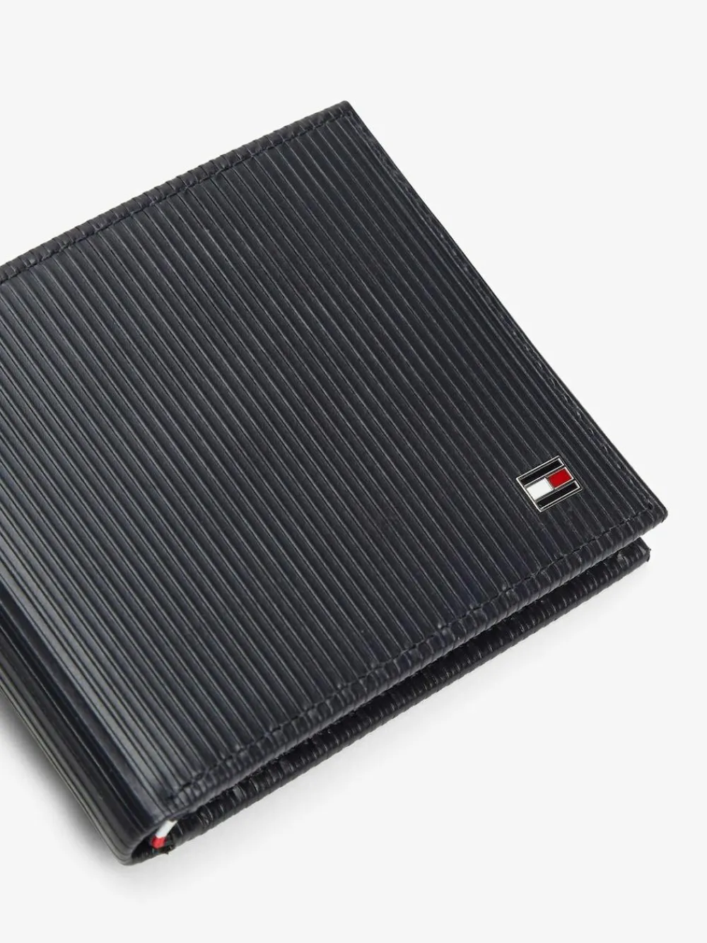 Clearance Tommy Hilfiger Blue Flag Bifold Leather Credit Card Wallet