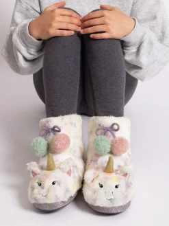 Hot Totes Cream Childrens Unicorn Faux Fur Winter Bootie Slippers