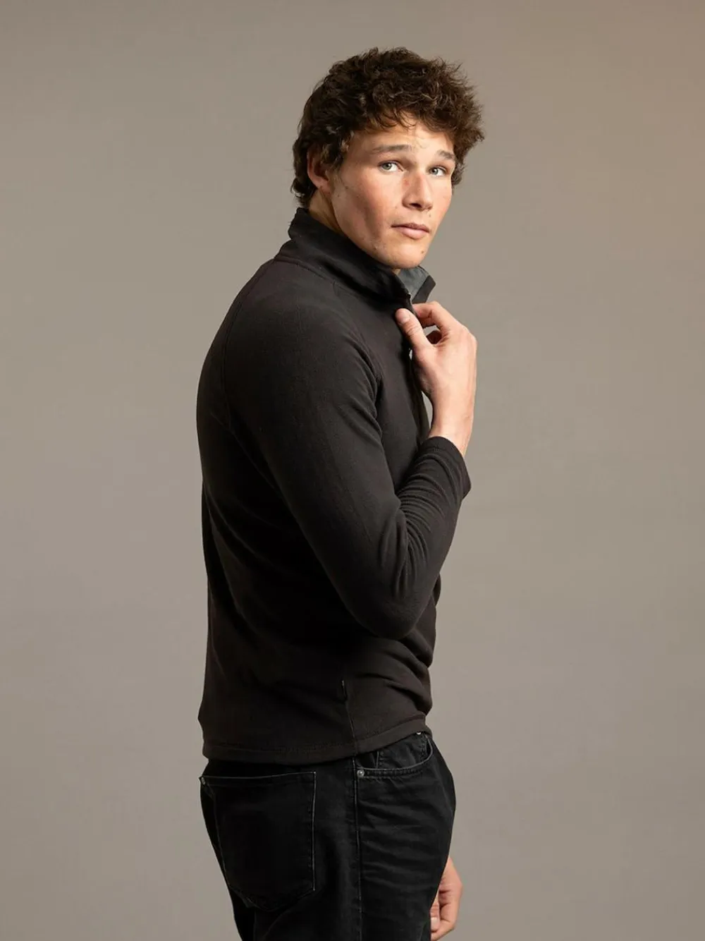 Clearance Trespass Quarter Zip ford Micro Fleece Black