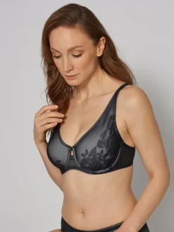 Triumph Wild Sensation Minimiser Bra Black