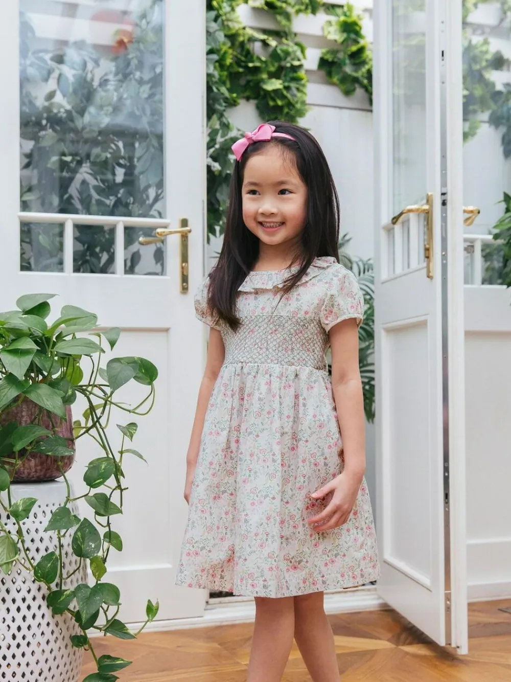 Outlet Trotters London Plum Canvas Pumps Silver